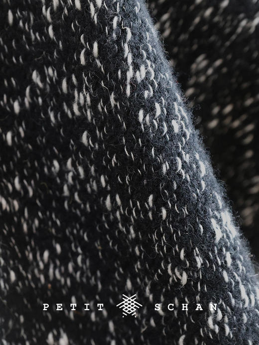 【20天左右发货-单笔实付满2580赠，和田玉系列除外，无需加购和拍下】昼夜 棉羊毛花纱针织三角巾 商品图1