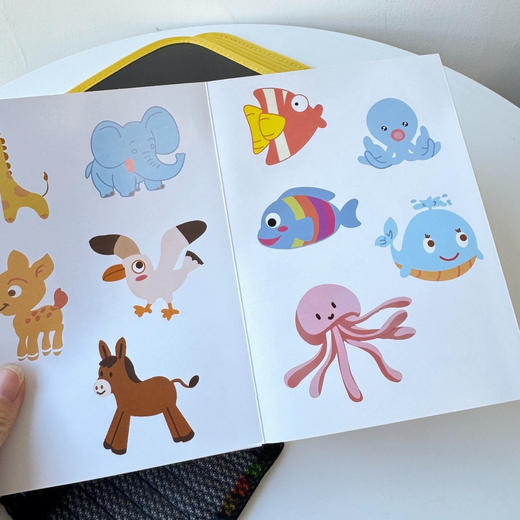 【折叠携带画板 走哪画哪】儿童便携式涂鸦画板可擦绘画册 宝宝画画本写字婴儿0-3岁益智玩具 商品图8