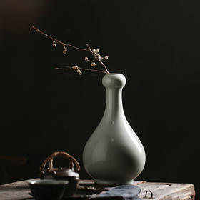 问鼎汝瓷/鼎峰系列/月白/老款/蒜头瓶（中）（收藏款）