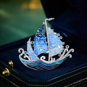 一帆风顺蓝色水晶帆船胸针，高级感轻奢大衣别针西装晚宴配饰胸花LY-F-057