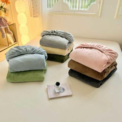 买一送一【全尚慕斯天鹅牛奶绒床笠】单拍不发！【3-5天发货】 商品图1