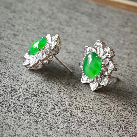 冰种阳绿花朵耳坠 商品图3