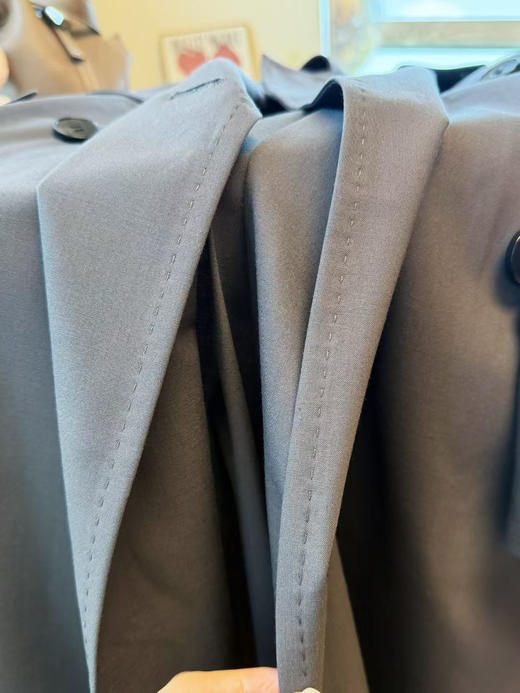 烟灰色薄丝毛精纺长风衣 商品图7