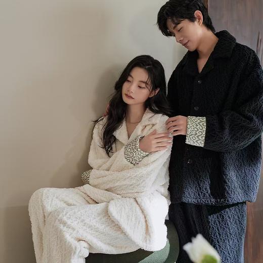 【暖绒】2025冬季情侣珊瑚绒加绒加厚时尚高级法兰绒家居服套装 商品图2
