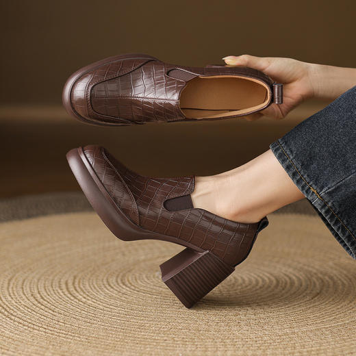 【预售5天】深口粗跟单鞋小皮鞋，百搭防水台高跟真皮女鞋TYMXY&1530 商品图1