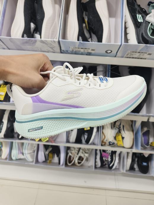 斯凯奇 鞋 299.9元(线上线下同时在售，不一定有货，无原装鞋盒，介意勿拍)SZ-577783 商品图0