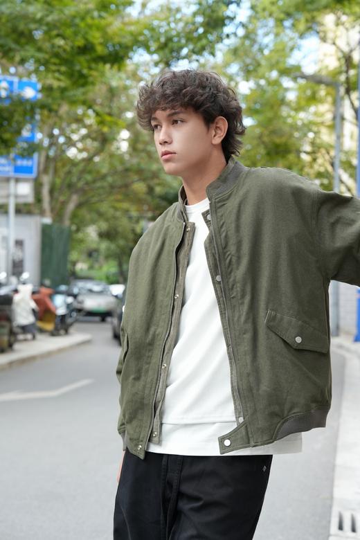 533073467休闲棉服 商品图1