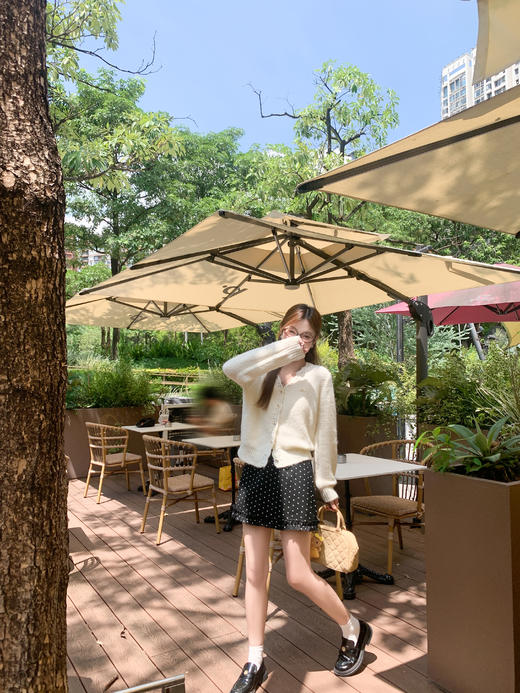 <曾小咸推荐>现货秒杀！微信超特价！韩系拼接蕾丝镂空针织衫 日常199.99 立减110 秒杀89.99！ 商品图6