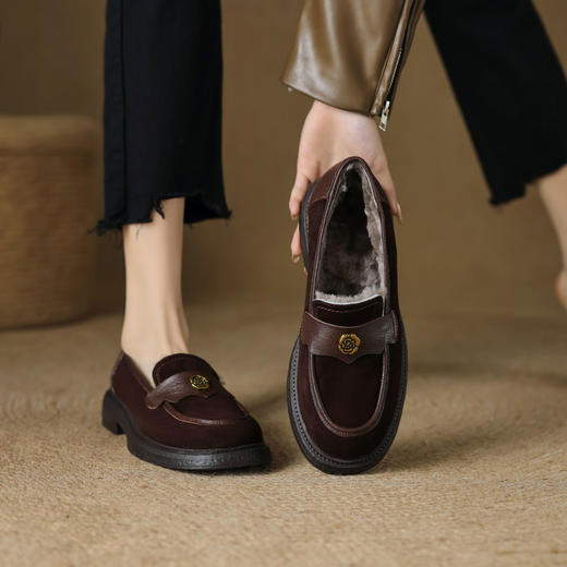 【预售5天】真皮圆头山茶花羊羔毛乐福鞋女秋冬复古厚底加绒单鞋SSS&9064M 商品图0