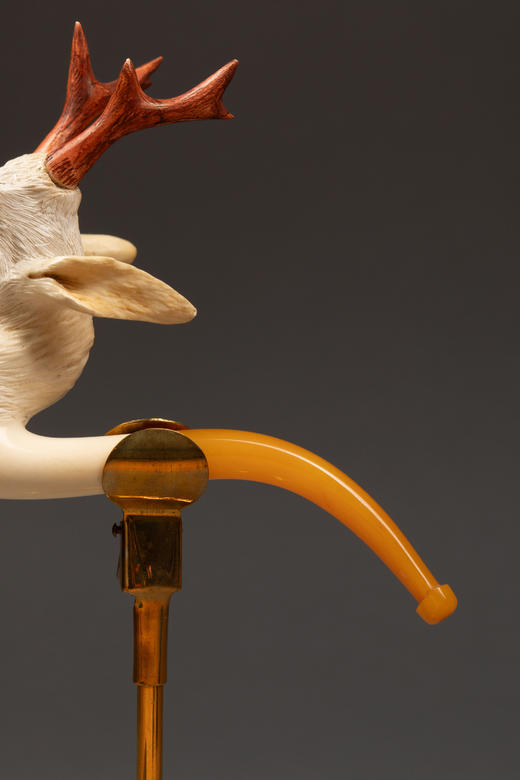 【已售】独角鹿西洋古董1890-1900年代欧洲出品琥珀烟嘴装饰鹿首主题精雕海泡石烟斗 带原盒 商品图6