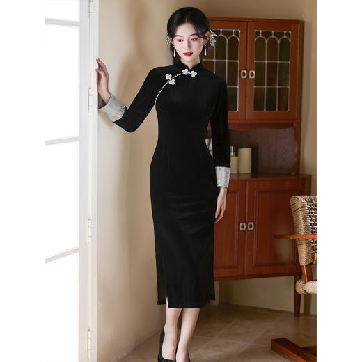 【花鸟词】秋冬季长袖改良优雅气质高级感显瘦修身黑色旗袍LSB3999 商品图4