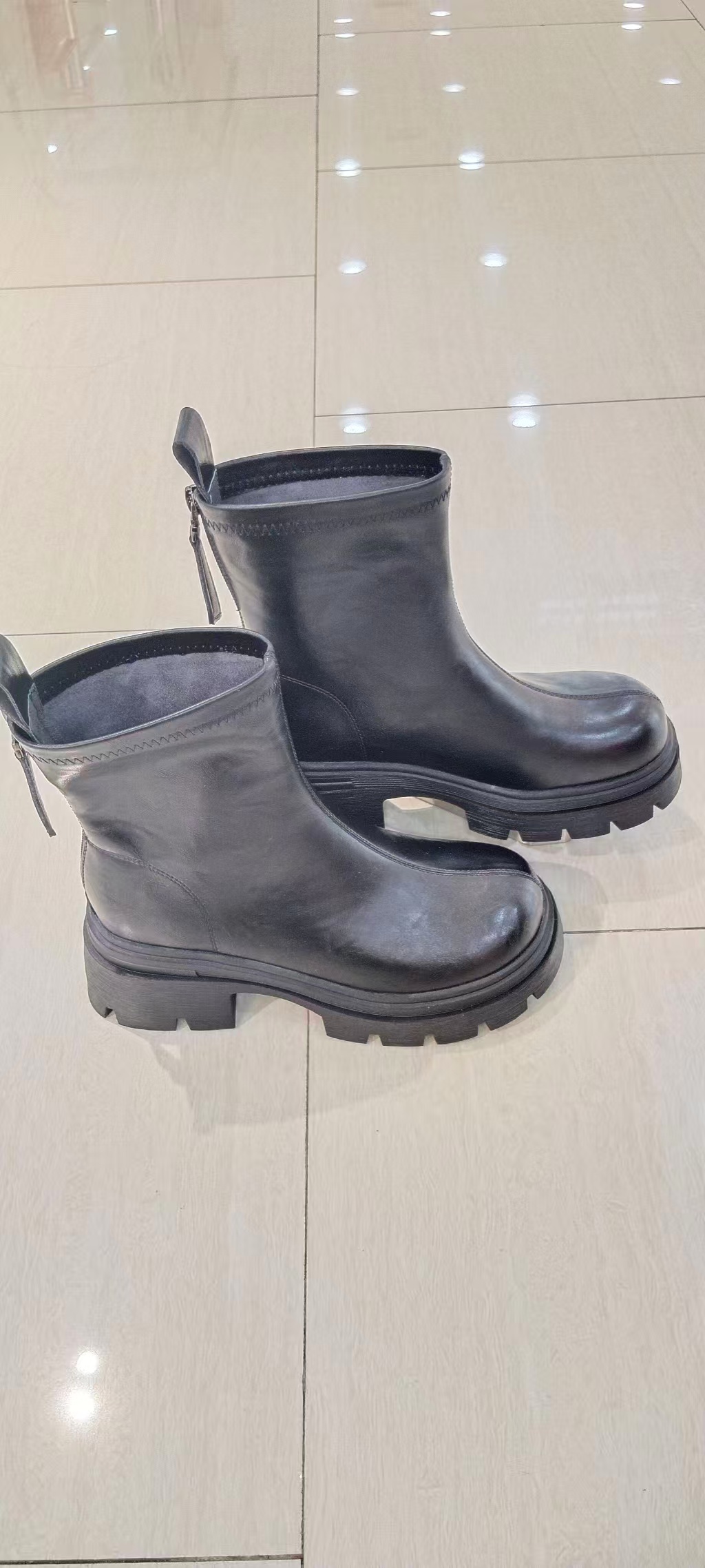 红蜻蜓女士短靴