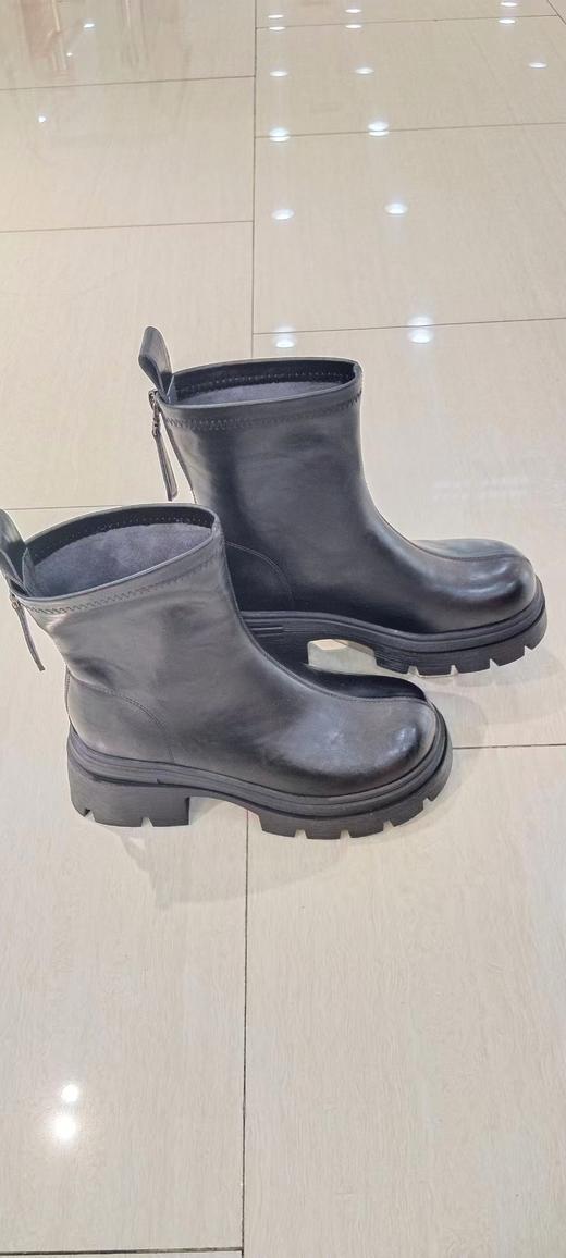 红蜻蜓女士短靴 商品图0