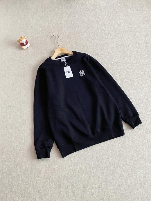 掌柜自留，加绒加厚！ 韩国东大门订单，MLB洋基队万针刺绣LOGO 经典纯色圆领加绒卫衣， 商品图3