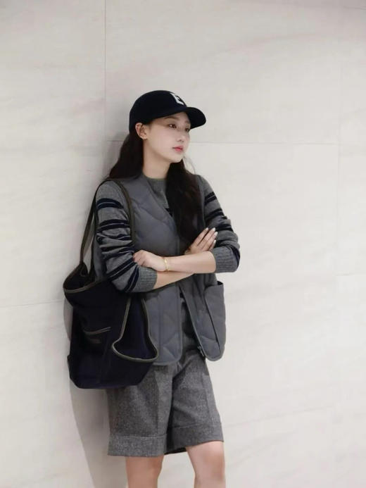 【高品质私服】【IC羊毛混纺平纹布羽绒马甲】精纺羊毛 混纺面料，精致光滑有弹性G1576-CC【无标出货 介意慎拍】 商品图1