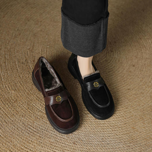 【预售5天】真皮圆头山茶花羊羔毛乐福鞋女秋冬复古厚底加绒单鞋SSS&9064M 商品图1