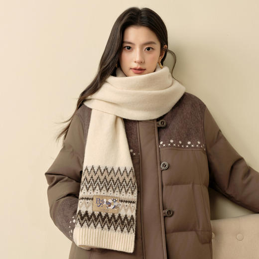 【严选】诗凡黎绵羊毛费尔岛提花围巾2025冬新款韩系加厚保暖披肩百搭围脖7G93BW0091 商品图0