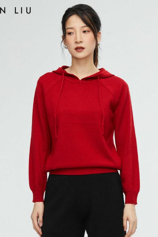 VIVIAN LIU薇薇安刘 R2356301 秋女装连帽插肩直筒长袖毛衫卫衣 商品图5