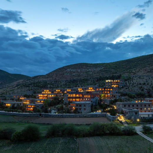 6天5晚圣诞/元旦团期【松赞|梅里天人之际5晚6天主题团】朝圣卡瓦格博，解读藏地信仰，体悟“天人之际”，全程松赞系列酒店，含接送机及全程用车、酒店餐食、下午茶~ 商品图1