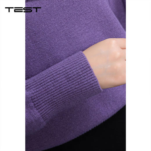 冬上新时尚出圈必备紫色斜肩毛衣解锁慵懒高级感毛衣1254076 商品图3