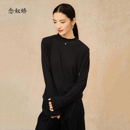 【商场搭配品】CNA5092 “ 弹力皮肤衣 ” 舒适软糯穿出幸福感 好穿好搭配 两色可选 商品图4