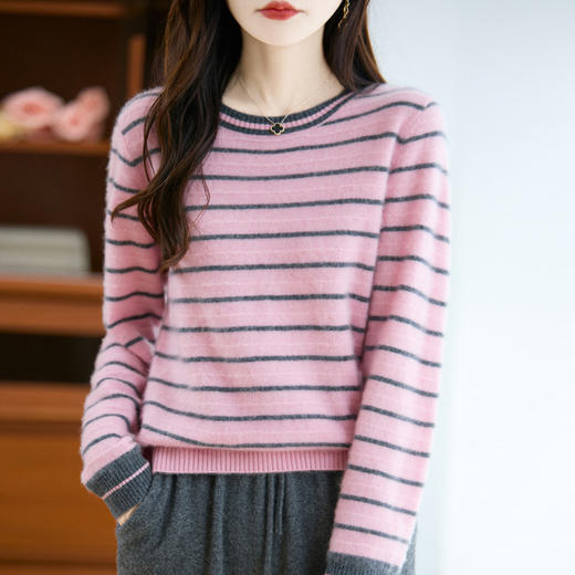 丁摩100%纯羊毛新款女式宽松圆领拼色短款上衣打底针织衫毛衣ALM2-400 商品图1