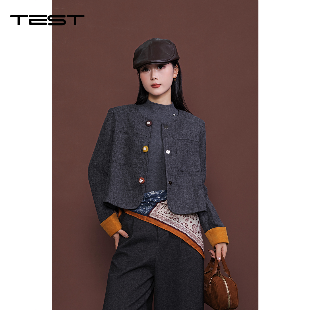 冬上新氛围感拉满叠穿搭配超有型短款呢外套2254081