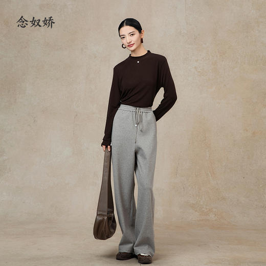 【商场搭配品】CNA5092 “ 弹力皮肤衣 ” 舒适软糯穿出幸福感 好穿好搭配 两色可选 商品图6