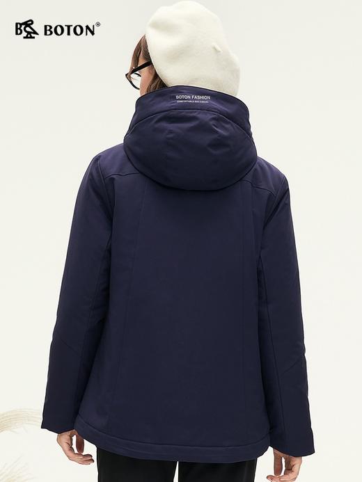 波顿女士秋冬季合身显瘦保暖一衣三穿甩帽常规款羽绒服LC762524 商品图1