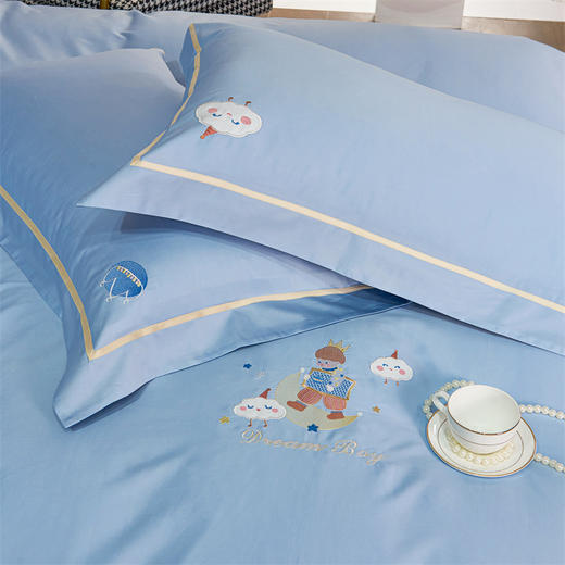 多喜爱 60S全棉缎纹四件套 甜梦飞行/云端奇遇hl【60S长绒棉】【贡缎面料】【芬纳诺抗菌】细腻柔滑 精美织带 商品图10