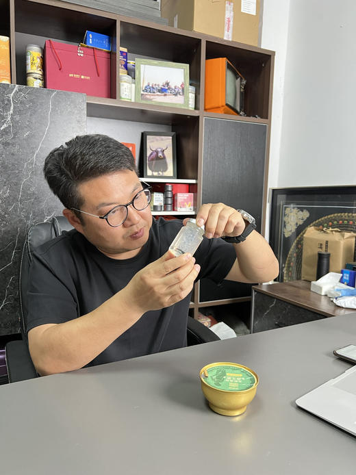 【知乐定制  即食鲜炖无糖燕窝】固体物含量≥90% 配料表干净  一瓶一码可溯源  45克*7瓶/箱 商品图3