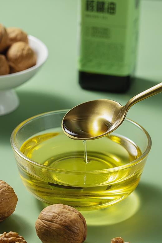 【健康油】【核桃油、亚麻籽油、红花油】物理冷榨 核心产地 不饱和脂肪酸的油 商品图3