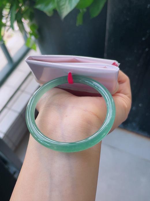 54圆条翡翠手镯 商品图6