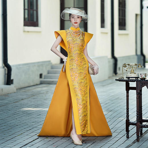 高贵绝美T台走秀旗袍高端演出服2025新中式款主持鱼尾拖尾演出服 商品图0