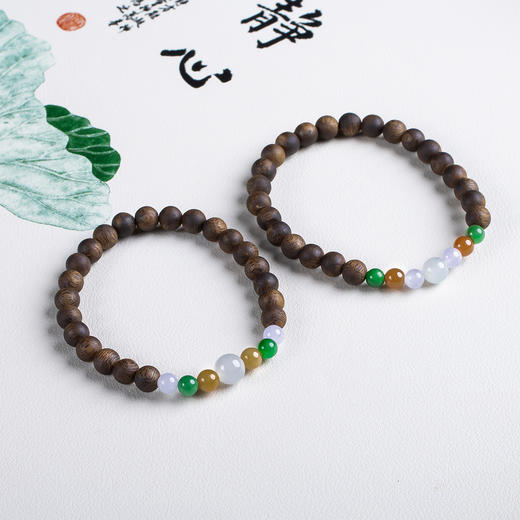 xy0646，沉香+多彩翡翠单圈手串 商品图1