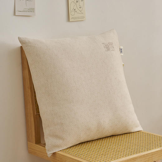 【日式简约棉麻抱枕】棉麻抱枕办公室午休枕沙发椅子坐垫多功能腰靠纯色 商品图2