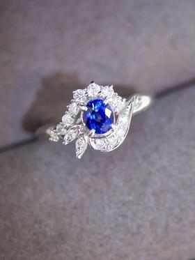 0.64ct刻面蓝宝石戒指