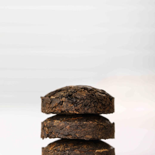 【七彩云南大金沱】正宗大叶茶，源自勐海高山茶园 ，熟韵陈香，浓醇滋味 沱型周正，圆润饱满 商品图2