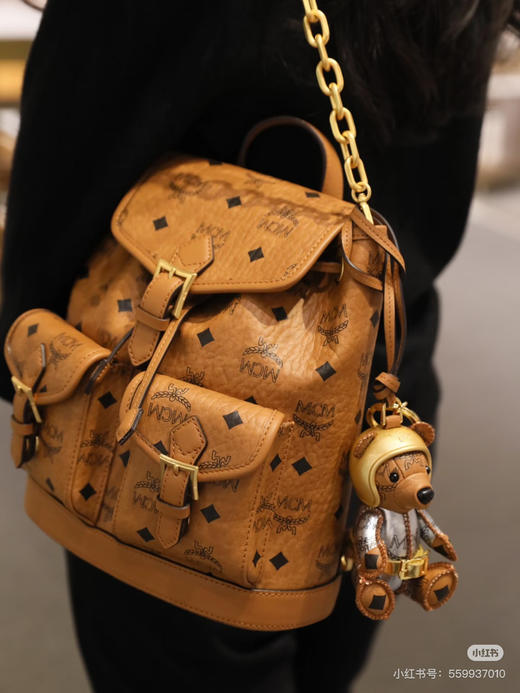 mcm新款双肩包 商品图1