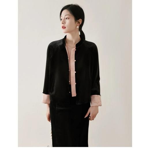  LONGNVFAIR 黑天鹅丝绒拼接提花夹棉外套+华菲粉色丝绒半裙  仿真丝丝绒工艺 丝滑亲肤 凸显气质 商品图0