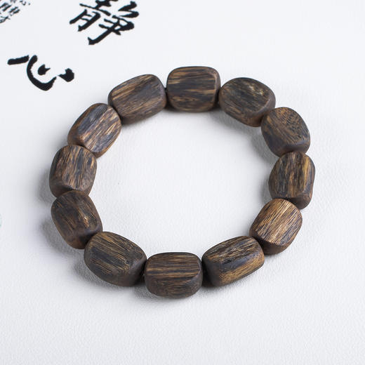 xy0641，沉香随型珠素串单圈手串 商品图2