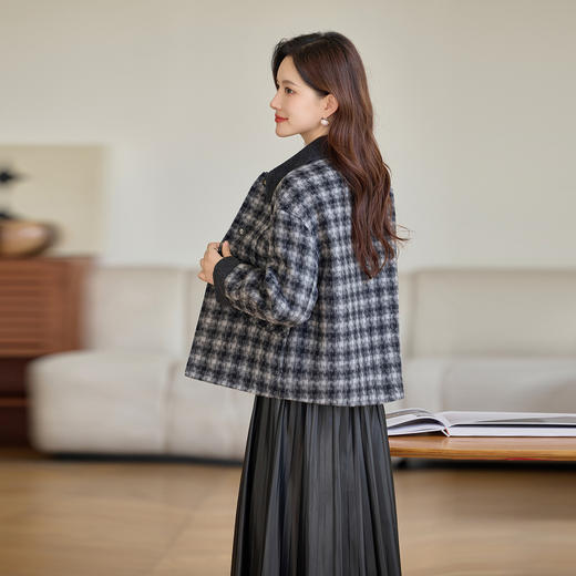 雀说格纹双面羊毛短外套新款娃娃领小个子显瘦百搭呢子大衣AL6658 商品图2