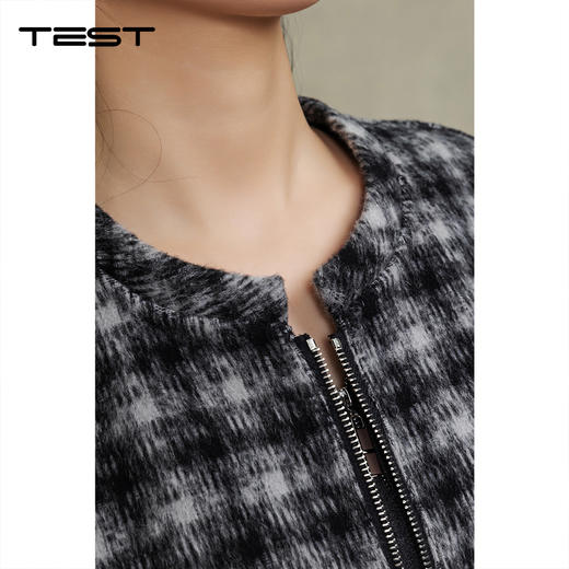 冬上新时尚格纹轻松打造高级感造型双面呢外套2254092 商品图3