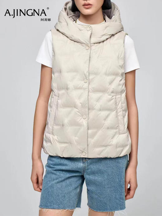 【双面羽绒马甲】阿菁娜秋季新款双面穿羽绒马甲慵懒风连帽两穿设计工装口袋圆弧下摆F30D203088 商品图6