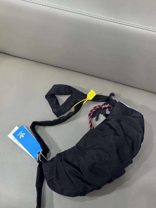 D102174超百搭运动休闲防水尼龙面料三叶草云朵包 商品图12