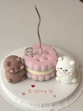 抱抱（4寸emoji开心果树莓蛋糕）