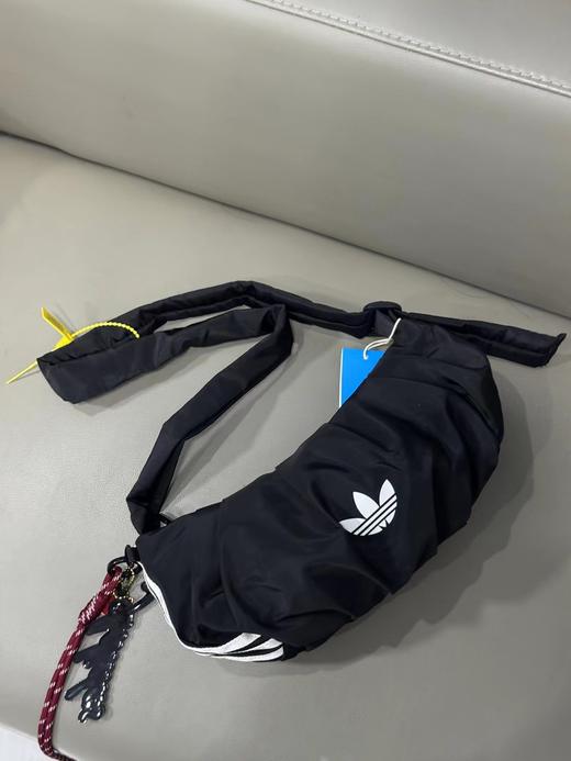 D102174超百搭运动休闲防水尼龙面料三叶草云朵包 商品图9