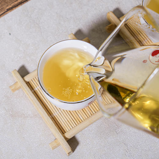 【买7送1】2023年《正气塘》古树春茶 357克/饼 生茶 商品图3