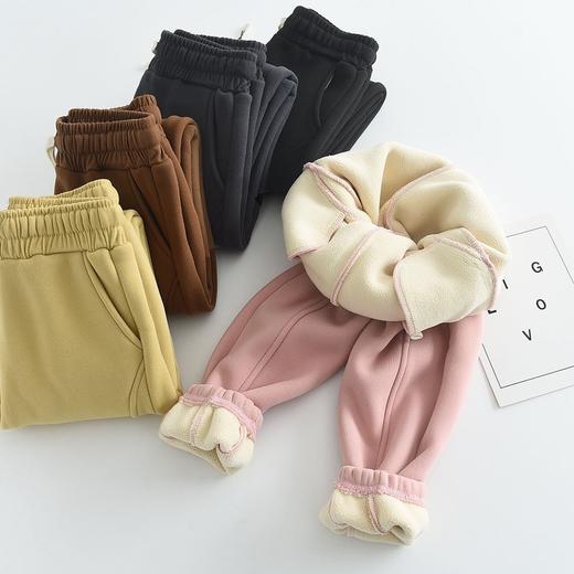 【保暖服饰丨儿童加绒防风裤】整体面料舒适保暖，内里加绒加厚，松紧裤腰，束口裤脚，上身挺括有型，适合多场景穿搭，男女童都有，多色可选~ 商品图3