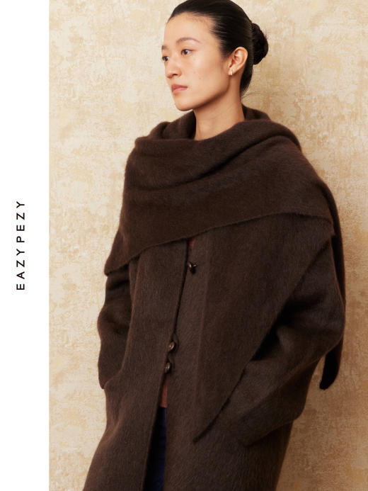 重磅V领拉毛牦牛绒短款大衣 商品图3